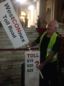 Roads Lobby chooses ratrun rather than toll on way to corporate dinner